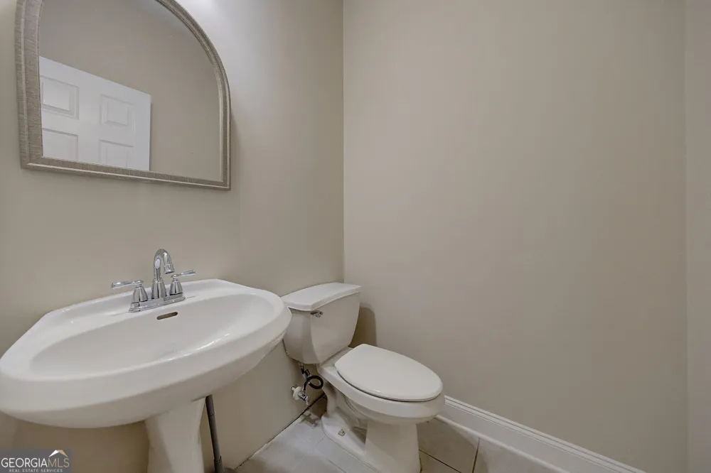 560 Roland Manor DR Dacula, GA 30019