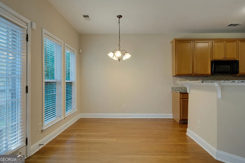 560 Roland Manor DR Dacula, GA 30019