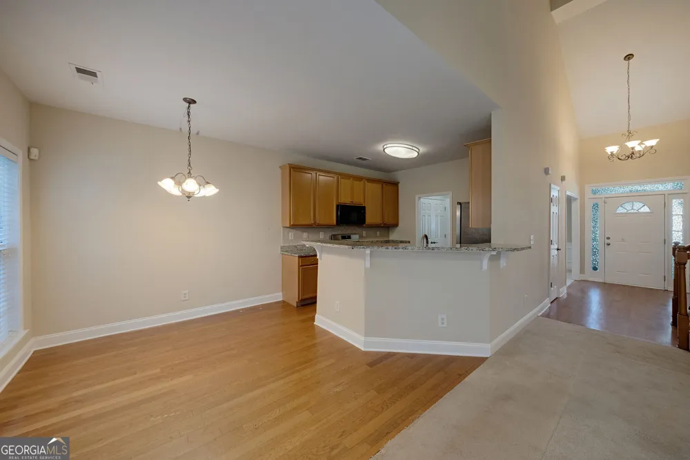 560 Roland Manor DR Dacula, GA 30019