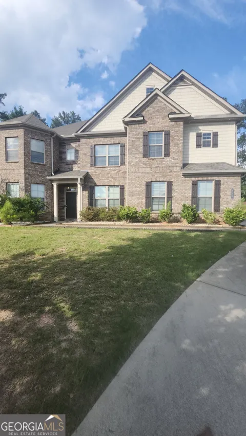 253 Aylesbury BLVD