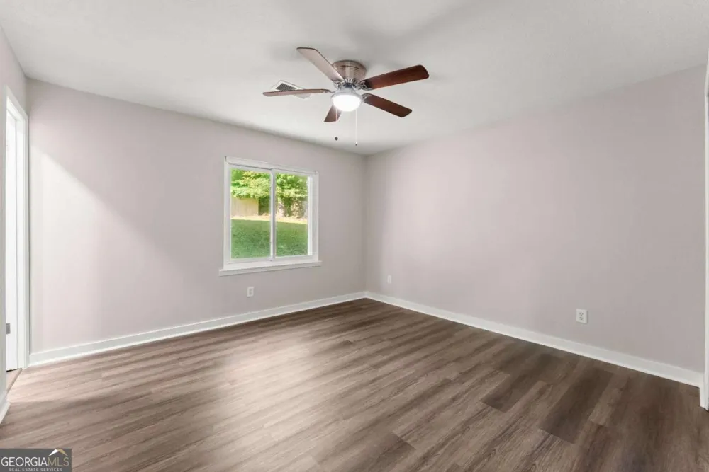 2050 Shaffer RD Cumming, GA 30041
