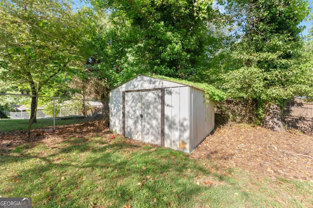 2050 Shaffer RD Cumming, GA 30041
