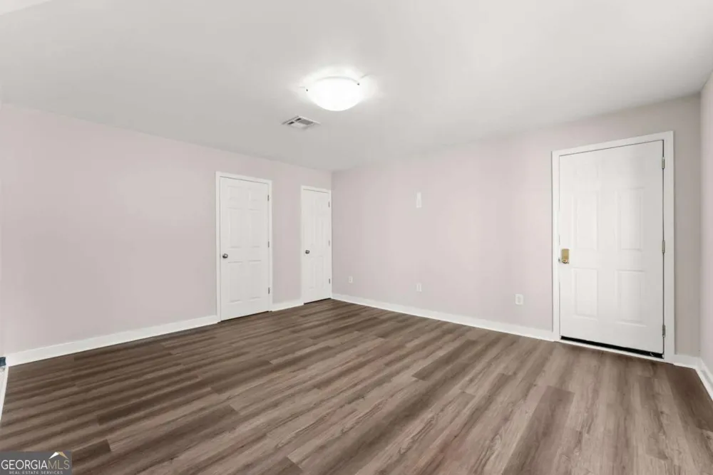 2050 Shaffer RD Cumming, GA 30041