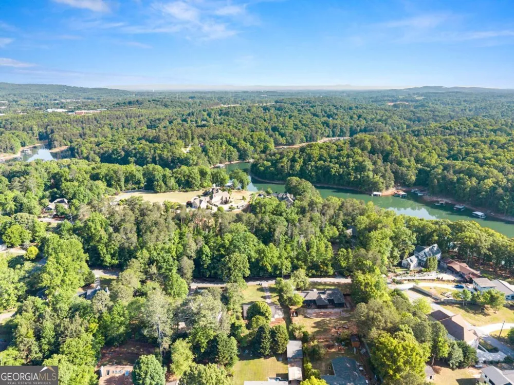 2050 Shaffer RD Cumming, GA 30041