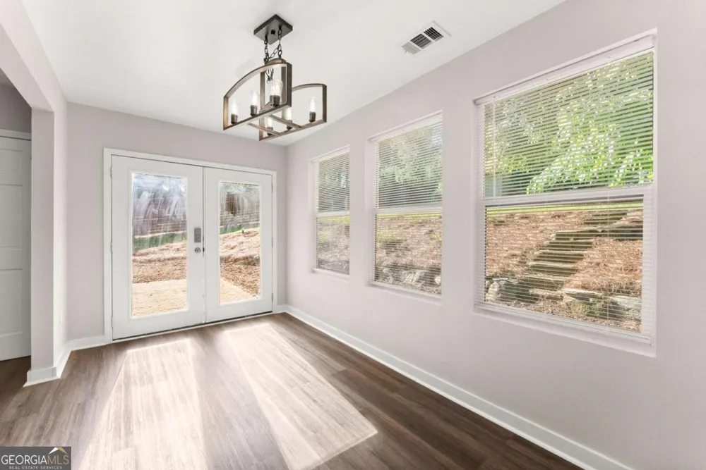 2050 Shaffer RD Cumming, GA 30041
