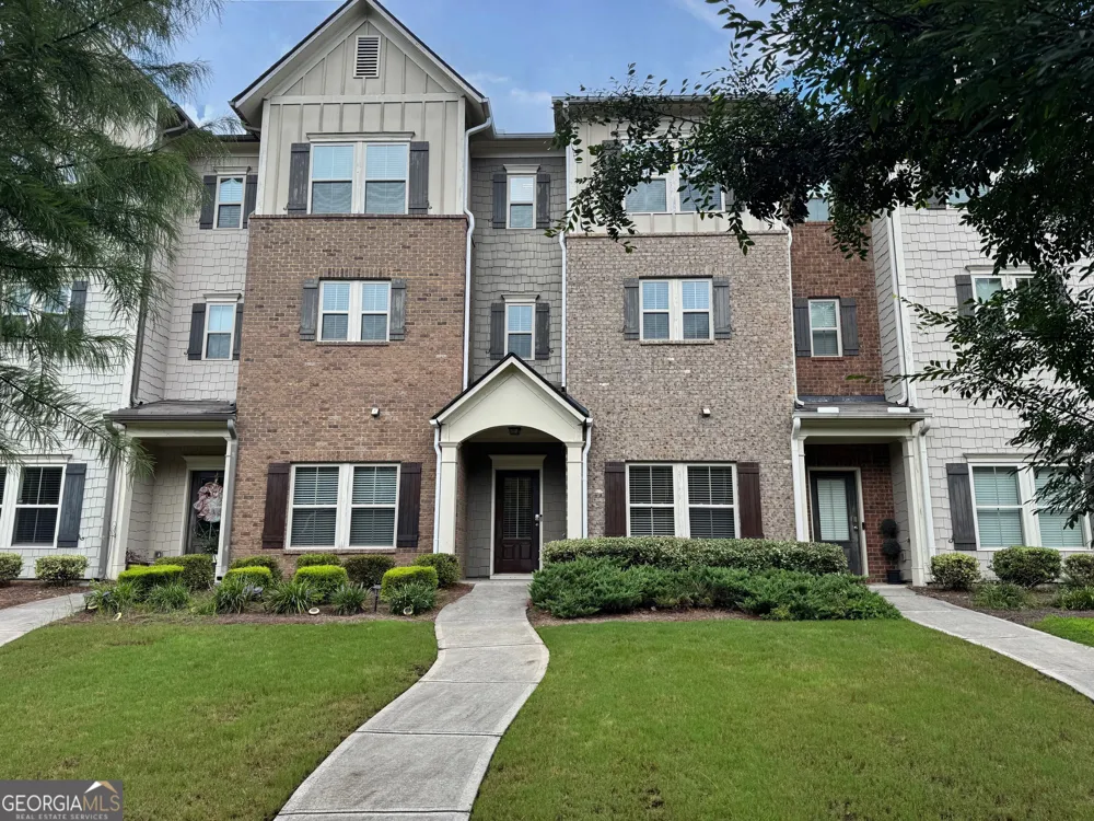 6027 Landers LOOP Fairburn, GA 30213