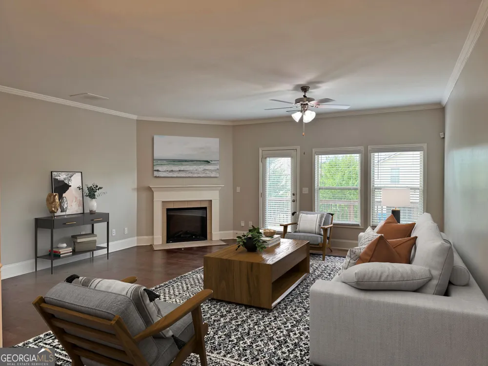 6027 Landers LOOP Fairburn, GA 30213