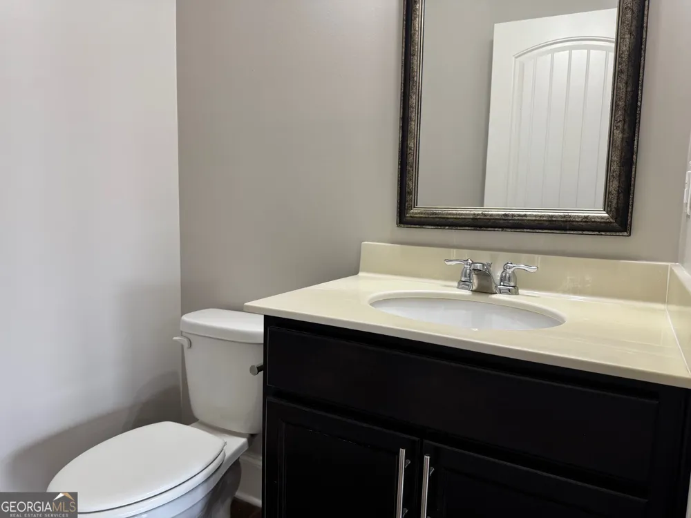 6027 Landers LOOP Fairburn, GA 30213
