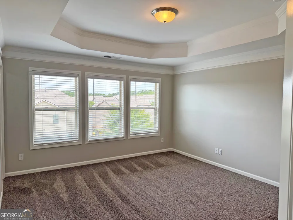 6027 Landers LOOP Fairburn, GA 30213