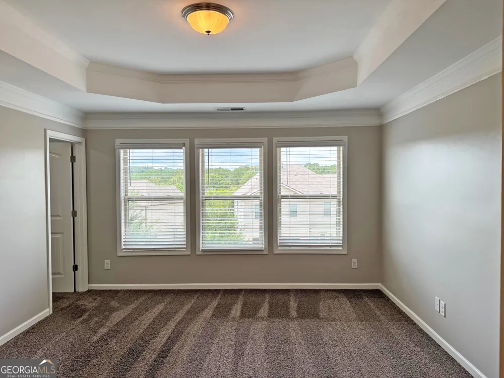 6027 Landers LOOP Fairburn, GA 30213