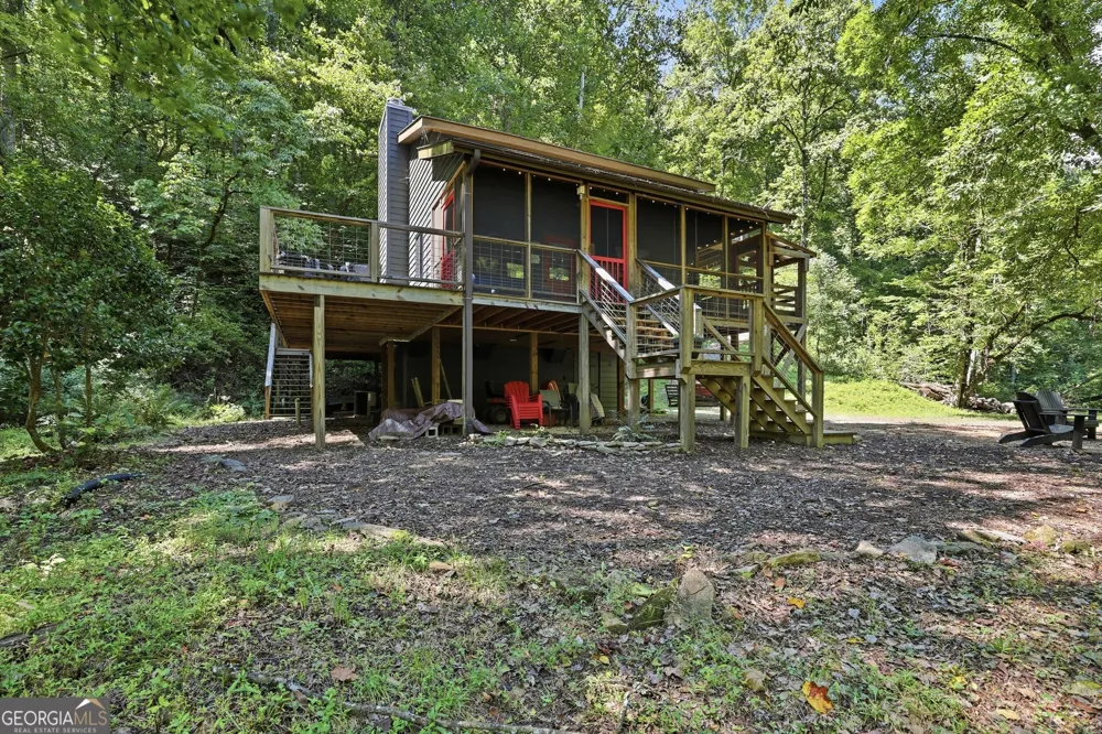 54 Dixon LN Clayton, GA 30525