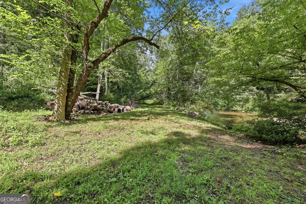 54 Dixon LN Clayton, GA 30525