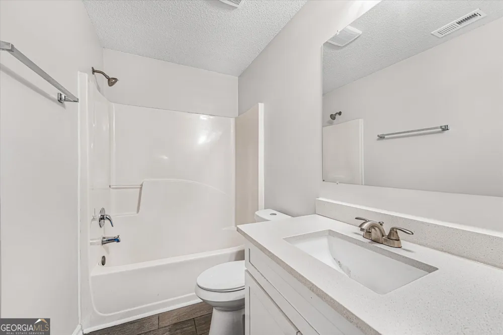 2354 Hackamore DR South Fulton, GA 30349