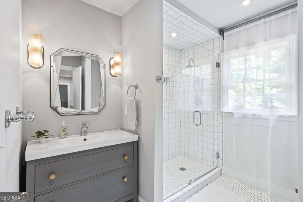 1257 Briar Hills DR NE Atlanta, GA 30306