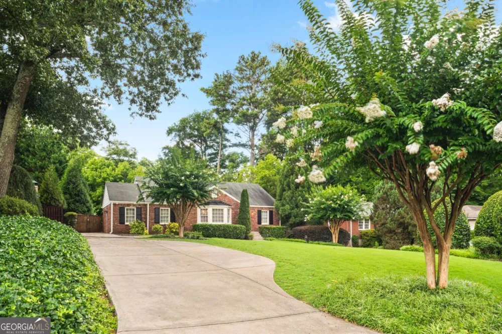 1257 Briar Hills DR NE Atlanta, GA 30306