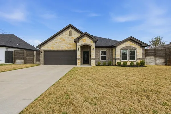 3247 Darvany Drive Dallas, TX 75220
