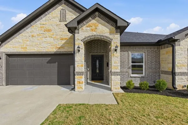 3247 Darvany Drive Dallas, TX 75220