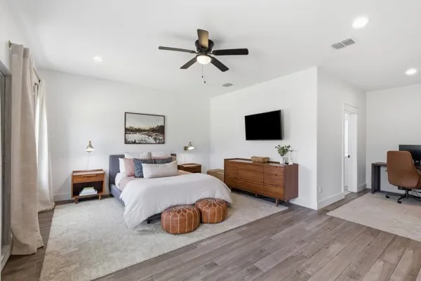 3247 Darvany Drive Dallas, TX 75220