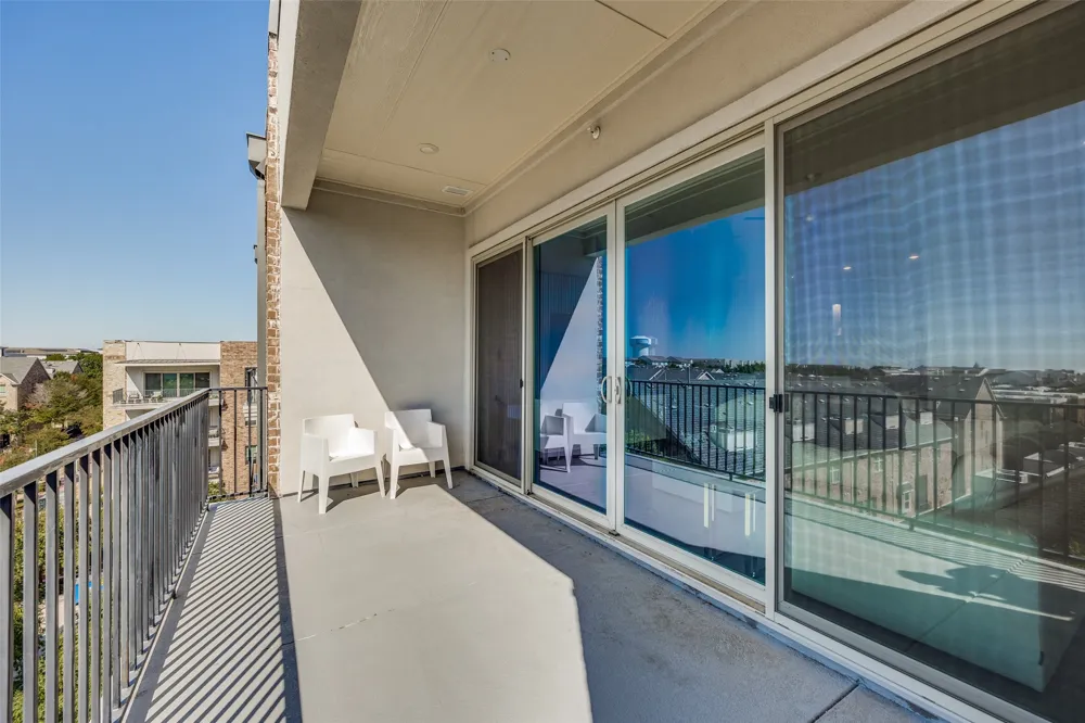 15875 Spectrum Drive #4105 Addison, TX 75001