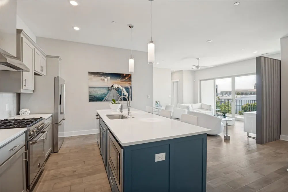 15875 Spectrum Drive #4105 Addison, TX 75001