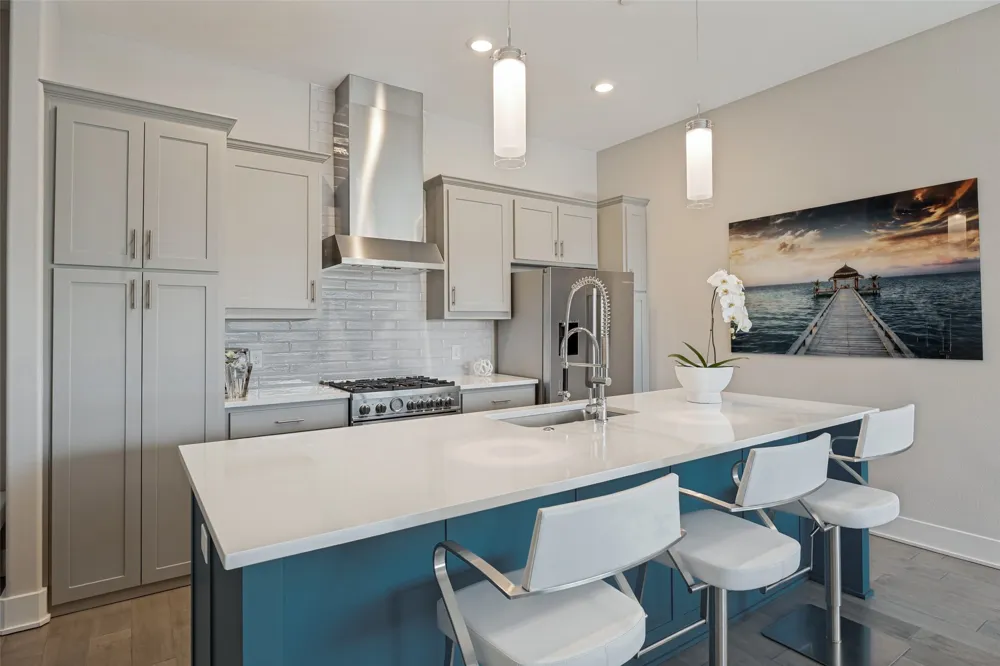 15875 Spectrum Drive #4105 Addison, TX 75001