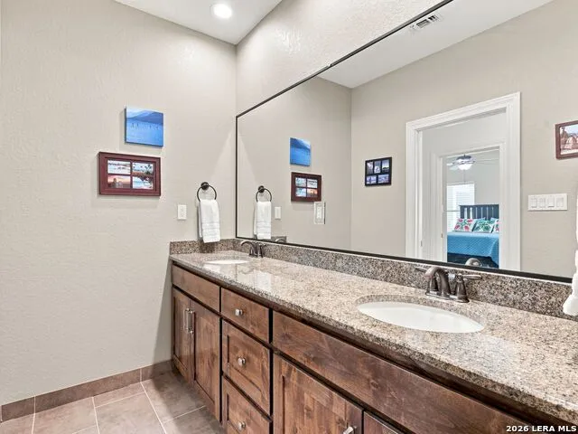 1711 Mountain Springs Canyon Lake, TX 78133