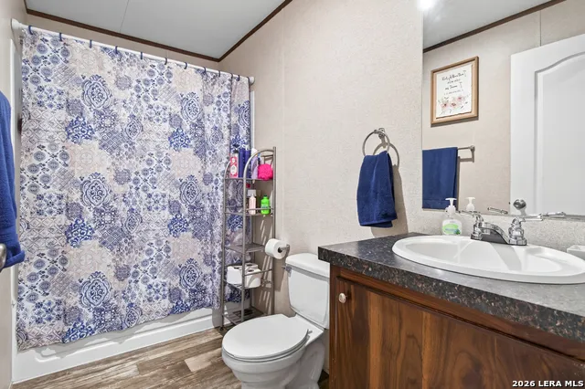 140 Valley View Dr Poteet, TX 78065