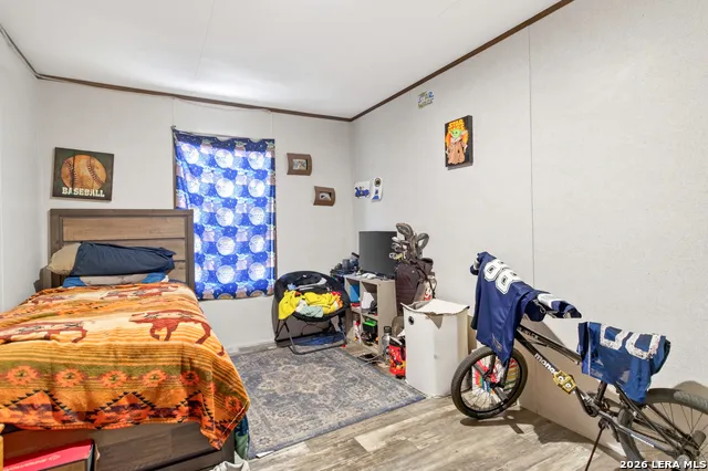 140 Valley View Dr Poteet, TX 78065