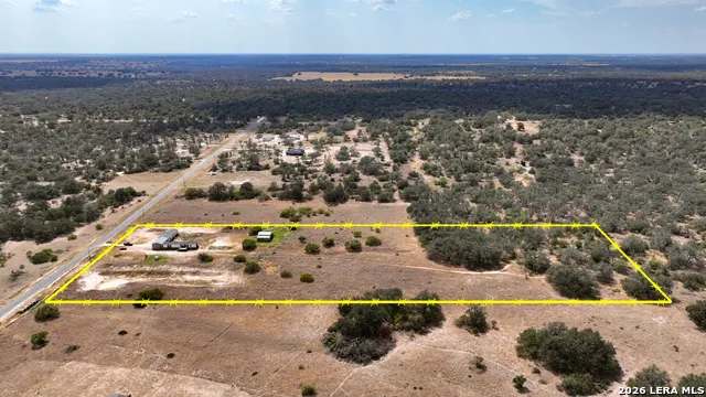 1156 PR Vista Hills Ln Somerset, TX 78069