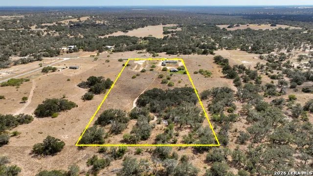 1156 PR Vista Hills Ln Somerset, TX 78069