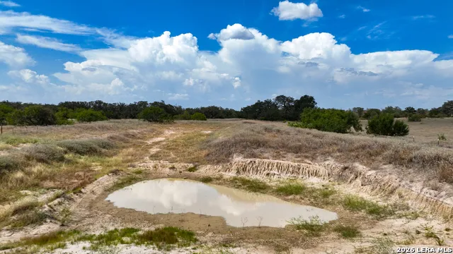 1156 PR Vista Hills Ln Somerset, TX 78069