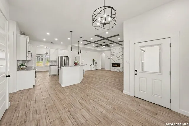136 SUMMER MEADOW DR La Vernia, TX 78121
