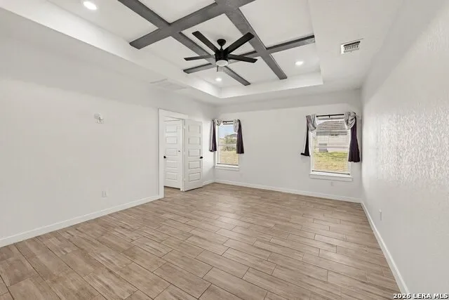 136 SUMMER MEADOW DR La Vernia, TX 78121
