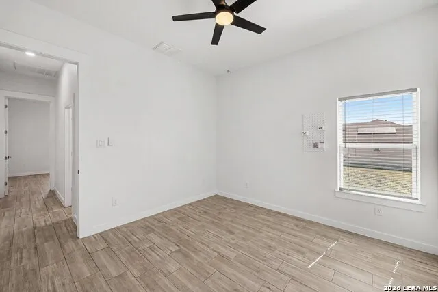 136 SUMMER MEADOW DR La Vernia, TX 78121