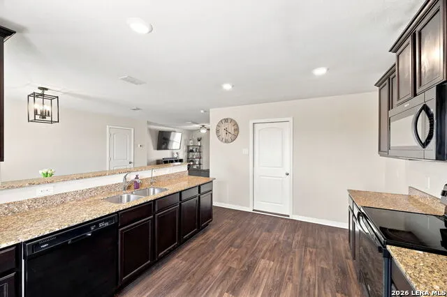 15250 Snug Harbor Way Von Ormy, TX 78073
