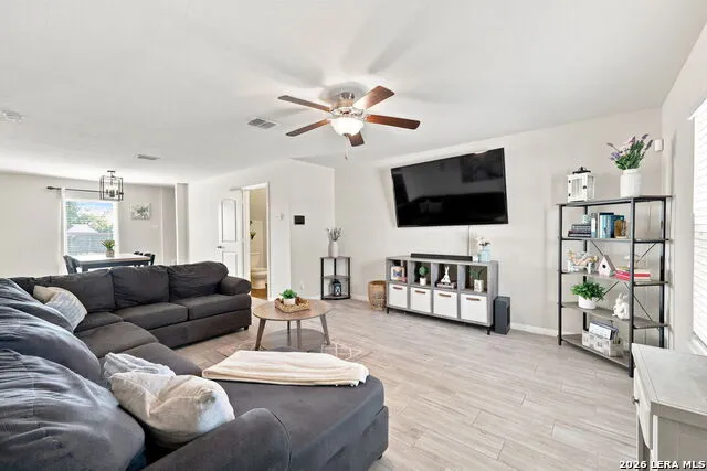 15250 Snug Harbor Way Von Ormy, TX 78073