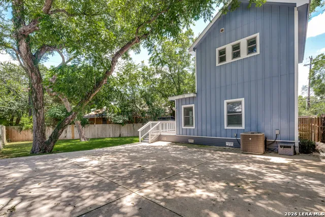 737 E MAGNOLIA AVE San Antonio, TX 78212