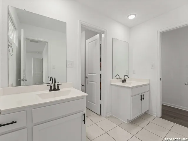 241 OLEANDER LOOP Buda, TX 78610