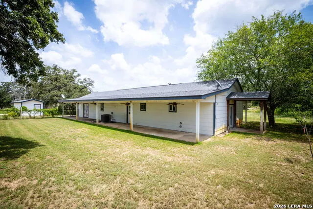 19642 S State Highway 123 Seguin, TX 78155