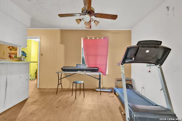 4407 HOWARD ST San Antonio, TX 78212