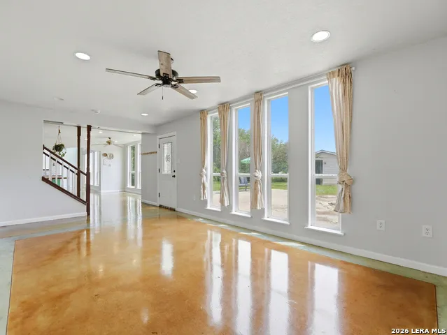 1208 ODaniel School Rd Seguin, TX 78155
