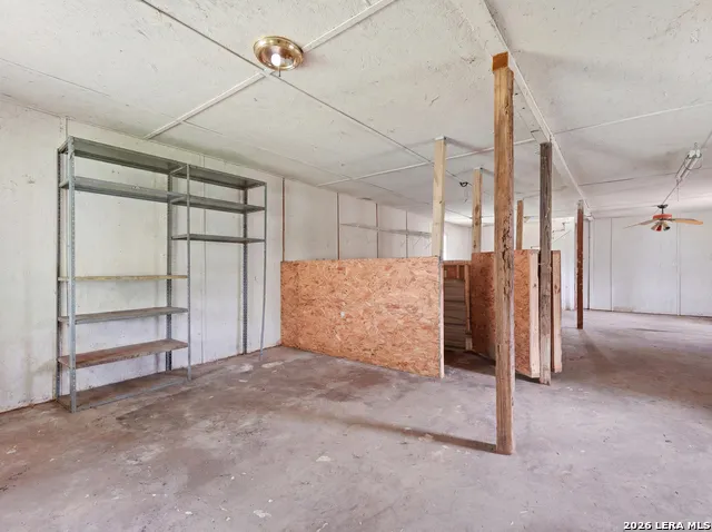 1208 ODaniel School Rd Seguin, TX 78155