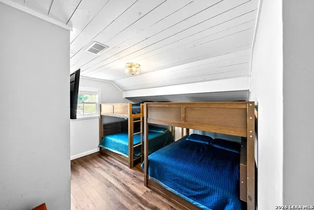 204 ACORN ST Fredericksburg, TX 78624