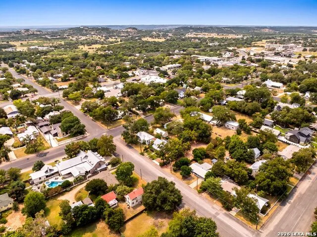 204 ACORN ST Fredericksburg, TX 78624