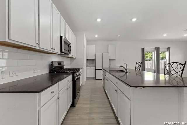 1615 Day Lily New Braunfels, TX 78130