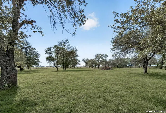 140 County Road 6871 Natalia, TX 78059