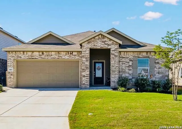 5801 MUSQUIZ RDG Seguin, TX 78155