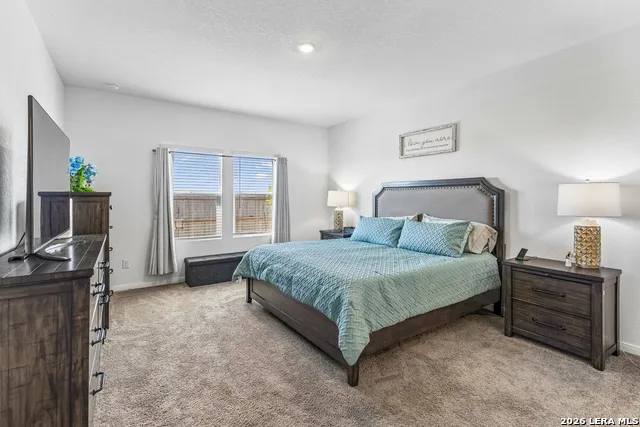 5801 MUSQUIZ RDG Seguin, TX 78155