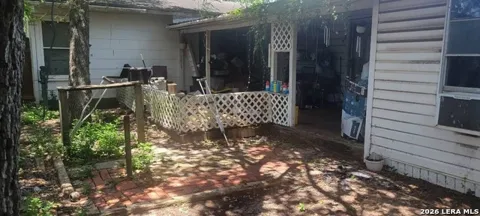 1711 S Tyler