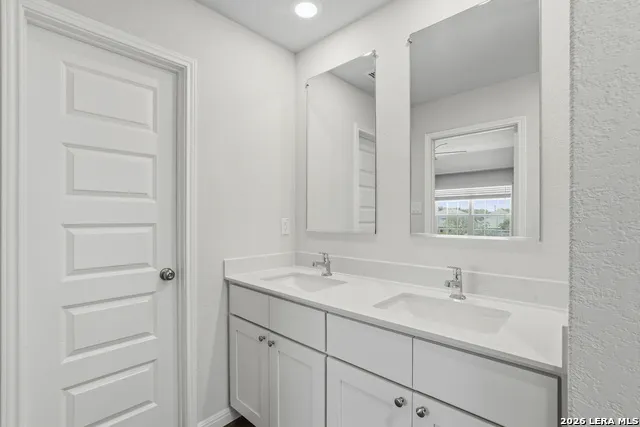 14938 Fischer Garden San Antonio, TX 78253